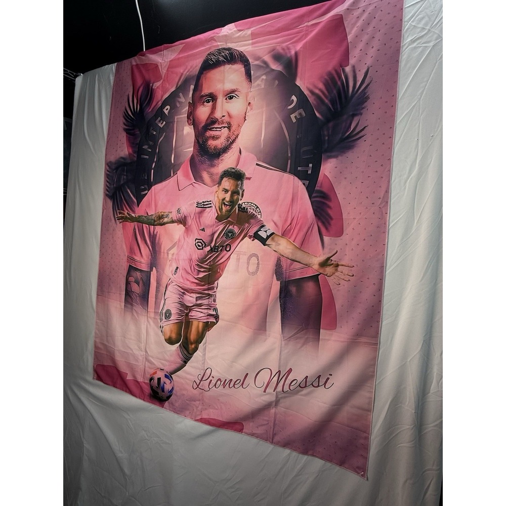 NASKY Lionel Messi Pink Soccer Wall Tapestry 35.4 x 47.2 New (1762)